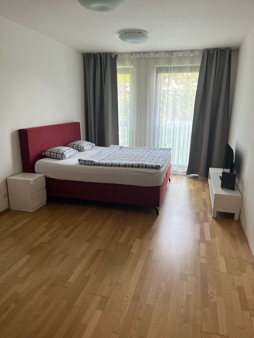 Pronájem bytu 1+kk 36 m², Olšanská, Praha, Praha Pronájem bytu 1+kk 36 m², Olšanská, Praha, Praha