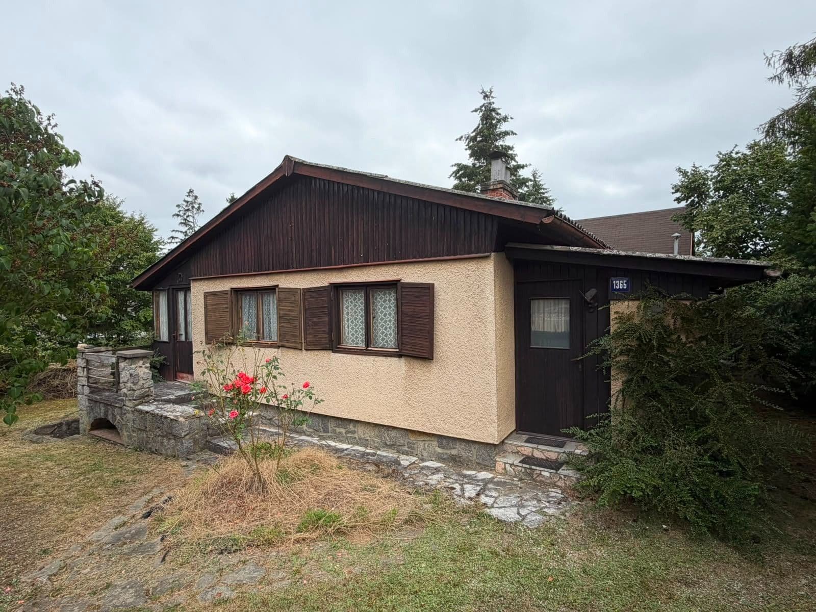 Prodej chaty, chalupy 51 m², pozemek 400 m², K Vodojemu, Hradištko, Středočeský kraj Prodej chaty, chalupy 51 m², pozemek 400 m², K Vodojemu, Hradištko, Středočeský kraj
