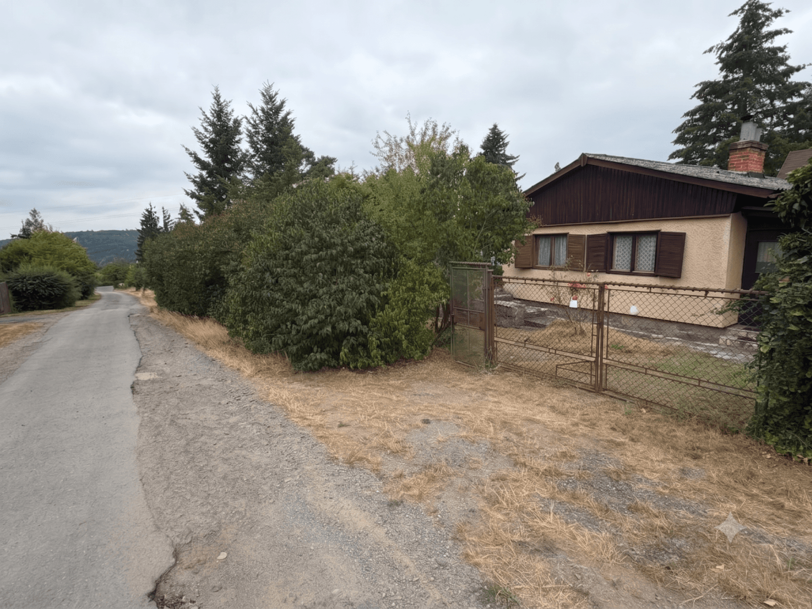 Prodej chaty, chalupy 51 m², pozemek 400 m², K Vodojemu, Hradištko, Středočeský kraj Prodej chaty, chalupy 51 m², pozemek 400 m², K Vodojemu, Hradištko, Středočeský kraj