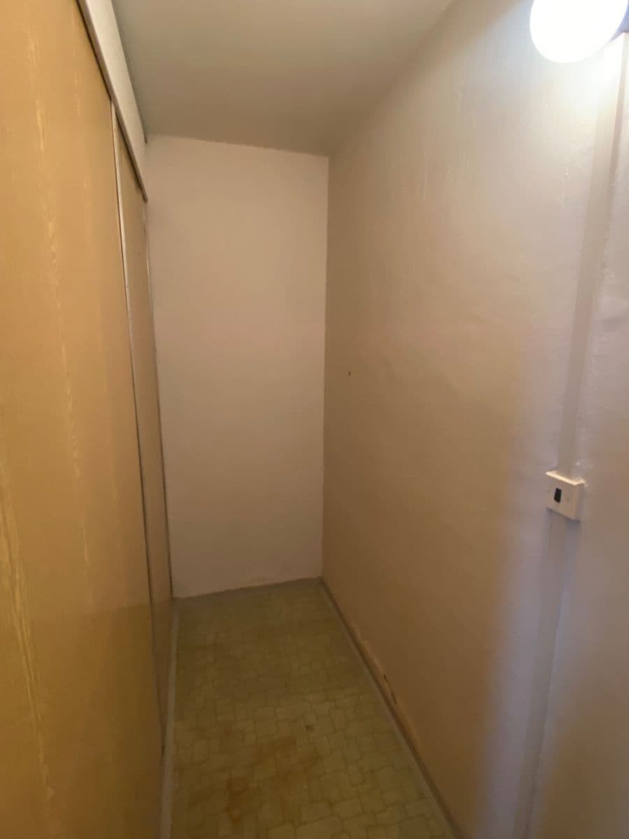 Prodej bytu 1+1 52 m², Jana Zajíce, Pardubice, Pardubický kraj Prodej bytu 1+1 52 m², Jana Zajíce, Pardubice, Pardubický kraj