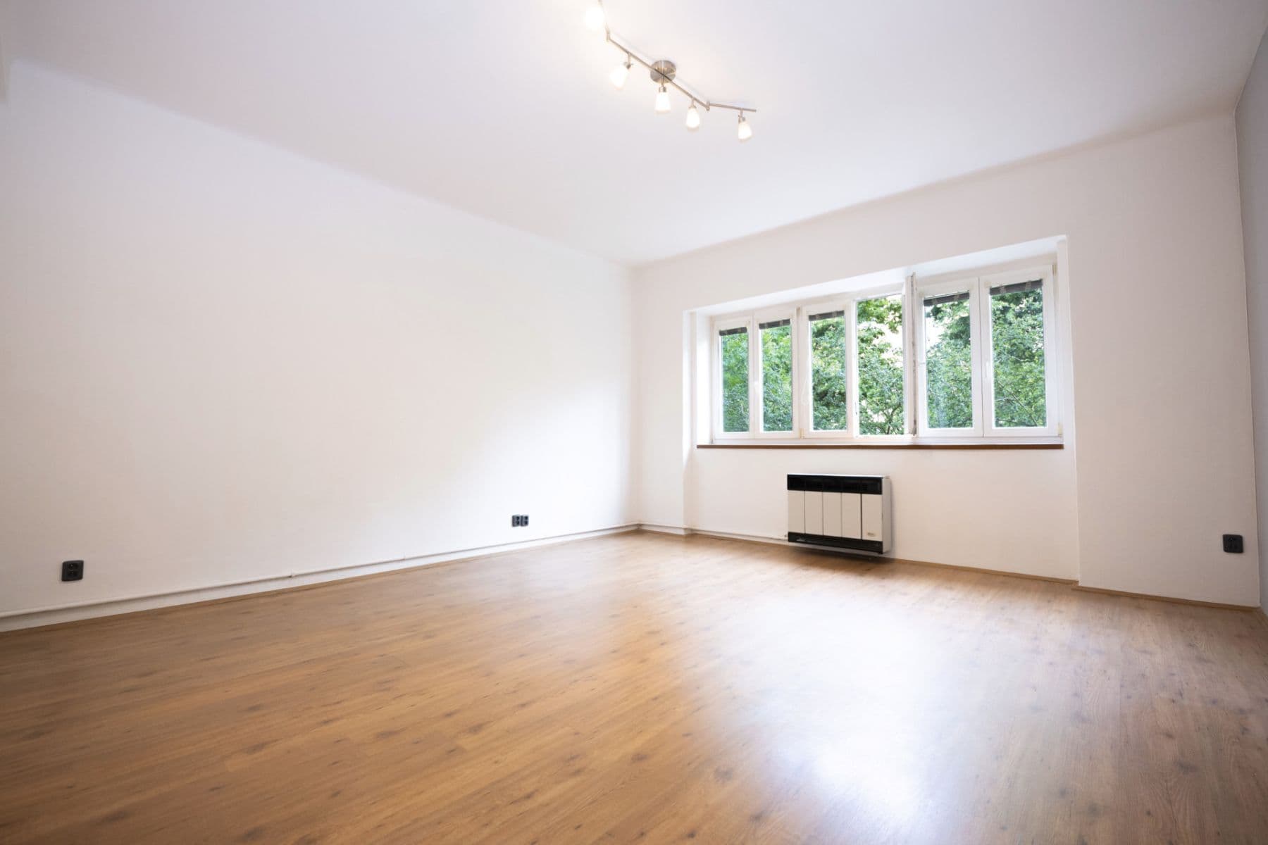 Prodej bytu 2+kk 56 m², U Družstva Život, Praha, Praha Prodej bytu 2+kk 56 m², U Družstva Život, Praha, Praha