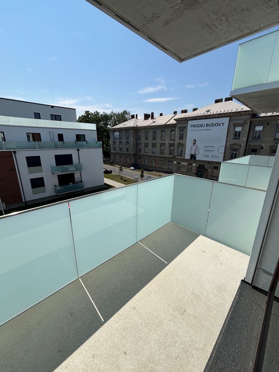 Pronájem bytu 2+kk 46 m², Třída Jiřího Pelikána, Olomouc, Olomoucký kraj Pronájem bytu 2+kk 46 m², Třída Jiřího Pelikána, Olomouc, Olomoucký kraj