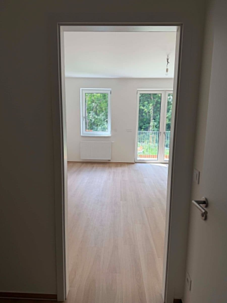 Pronájem bytu 1+kk 35 m², Střední, Brno, Jihomoravský kraj Pronájem bytu 1+kk 35 m², Střední, Brno, Jihomoravský kraj