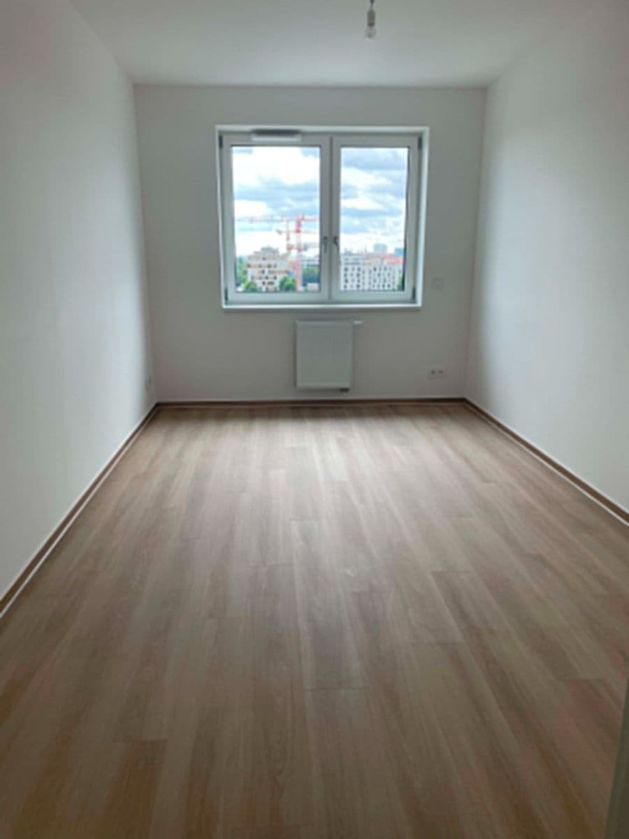Pronájem bytu 3+1 70 m², Střední, Brno, Jihomoravský kraj Pronájem bytu 3+1 70 m², Střední, Brno, Jihomoravský kraj