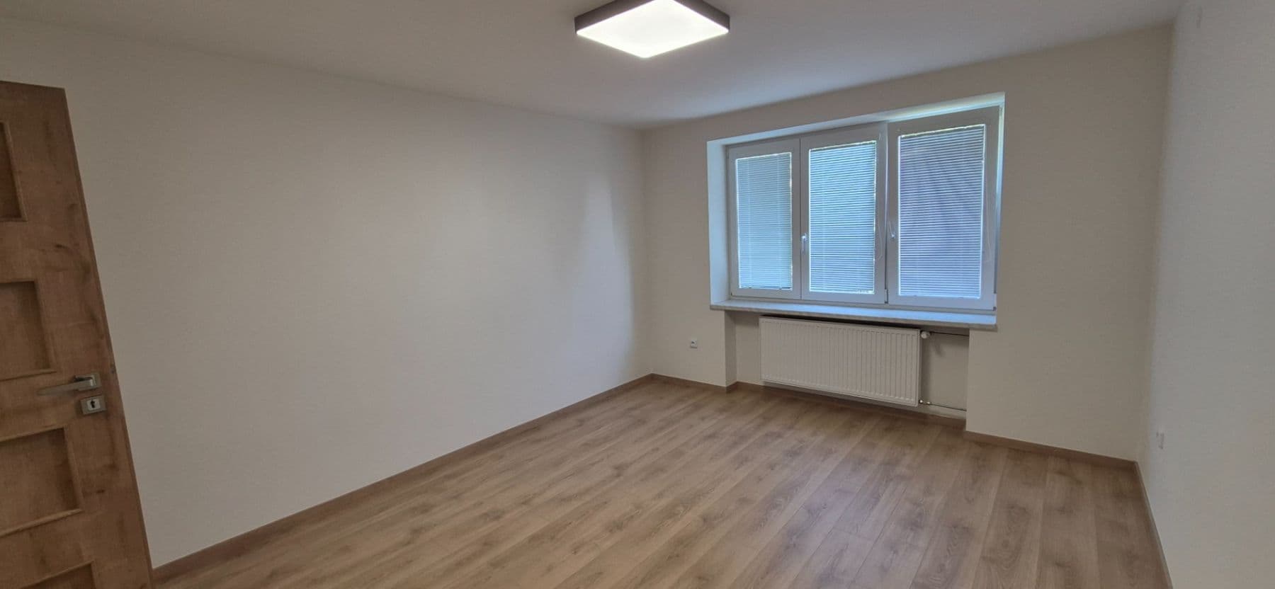 Pronájem bytu 3+1 69 m², Labská kotlina, Hradec Králové, Královéhradecký kraj Pronájem bytu 3+1 69 m², Labská kotlina, Hradec Králové, Královéhradecký kraj