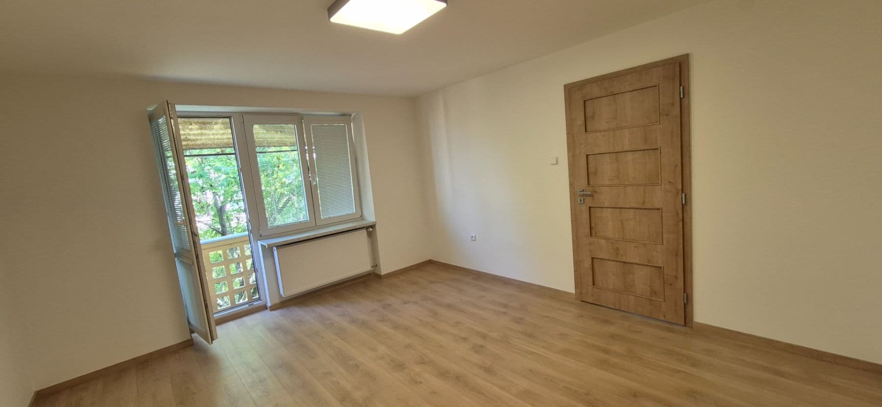 Pronájem bytu 3+1 69 m², Labská kotlina, Hradec Králové, Královéhradecký kraj Pronájem bytu 3+1 69 m², Labská kotlina, Hradec Králové, Královéhradecký kraj