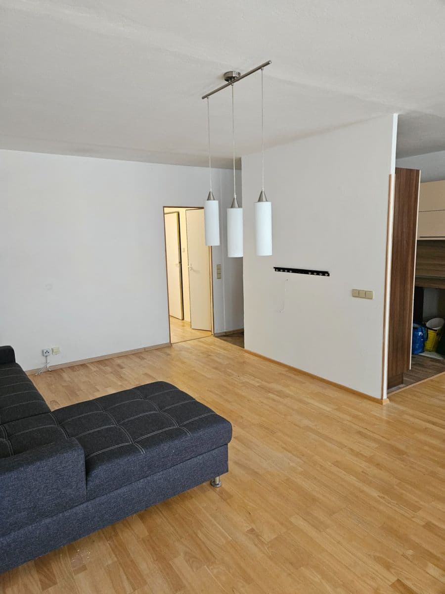 Pronájem bytu 3+kk 67 m², Tovární, Beroun, Středočeský kraj Pronájem bytu 3+kk 67 m², Tovární, Beroun, Středočeský kraj