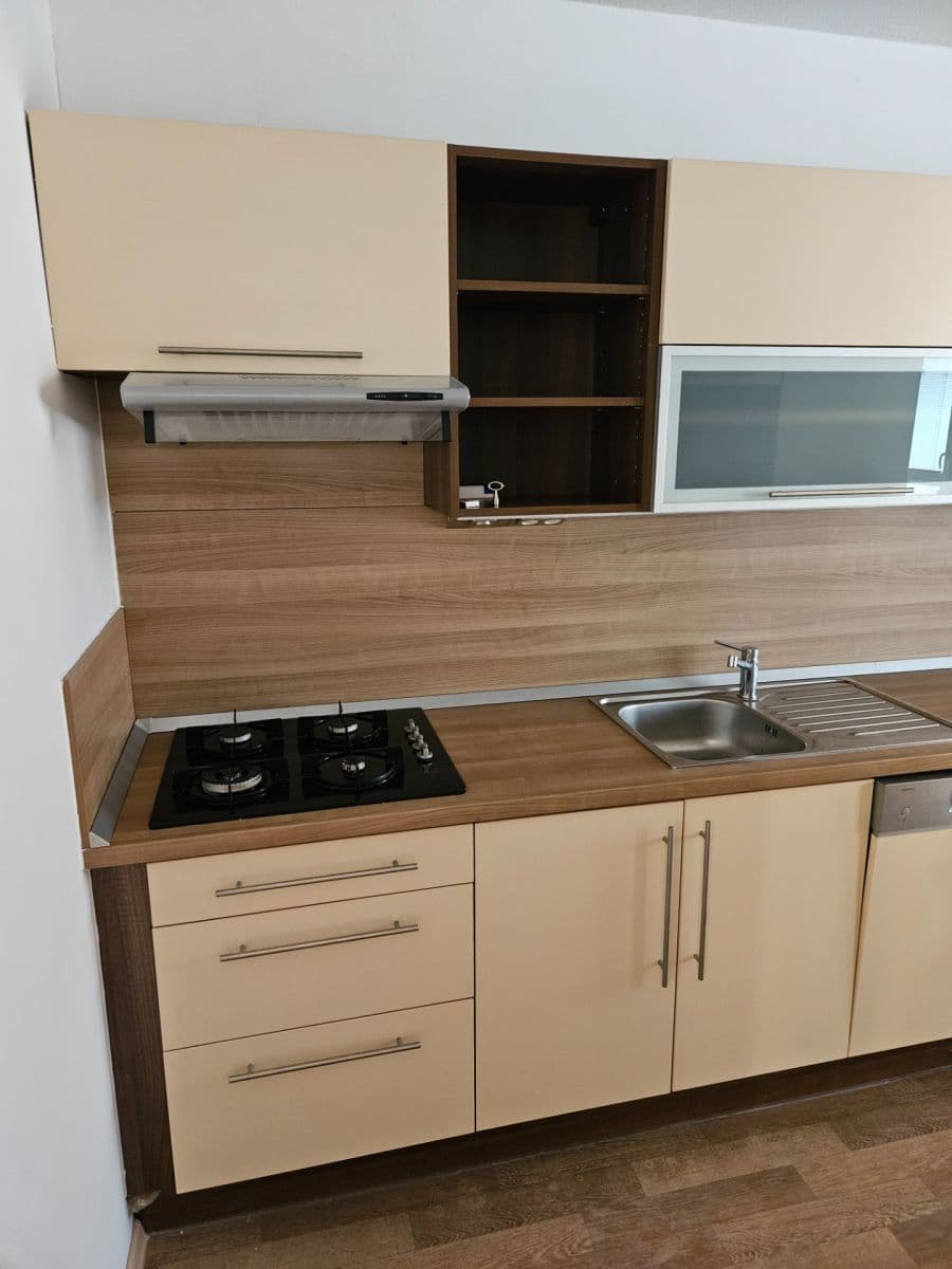 Pronájem bytu 3+kk 67 m², Tovární, Beroun, Středočeský kraj Pronájem bytu 3+kk 67 m², Tovární, Beroun, Středočeský kraj
