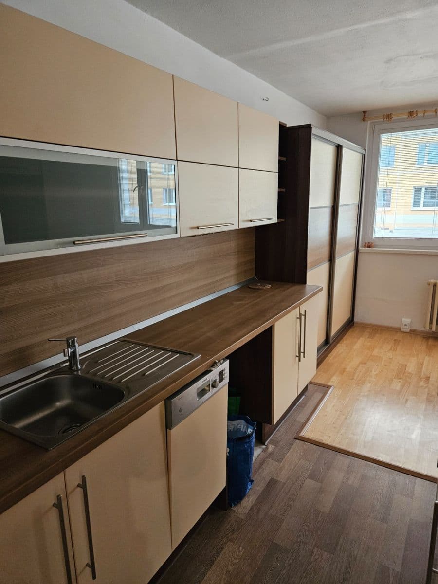 Pronájem bytu 3+kk 67 m², Tovární, Beroun, Středočeský kraj Pronájem bytu 3+kk 67 m², Tovární, Beroun, Středočeský kraj