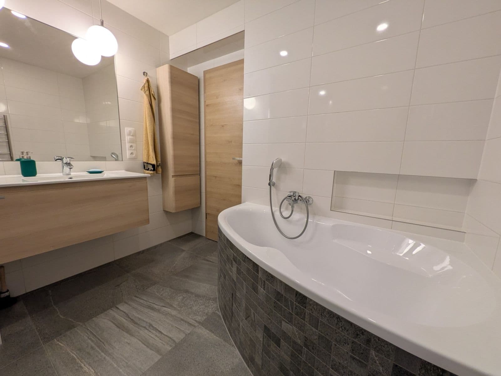 Pronájem bytu 3+kk 73 m², Evropská, Praha, Praha Pronájem bytu 3+kk 73 m², Evropská, Praha, Praha