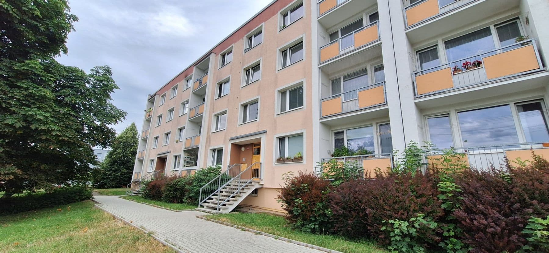 Prodej bytu 2+1 61 m², Hluboká, Ústí nad Labem, Ústecký kraj Prodej bytu 2+1 61 m², Hluboká, Ústí nad Labem, Ústecký kraj