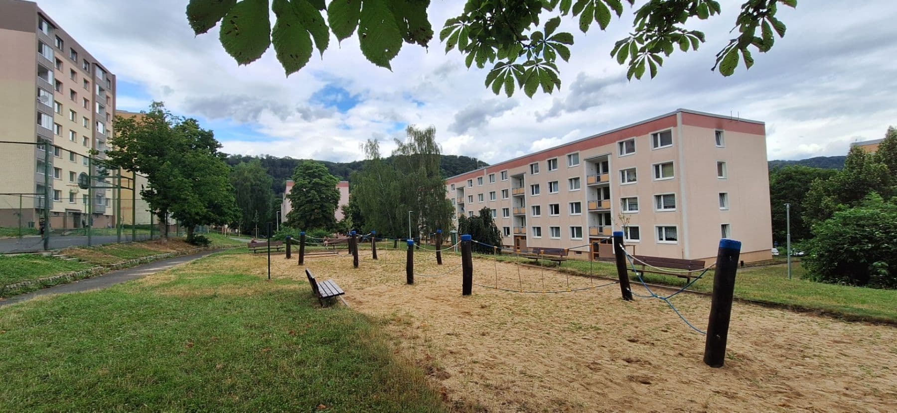 Prodej bytu 2+1 61 m², Hluboká, Ústí nad Labem, Ústecký kraj Prodej bytu 2+1 61 m², Hluboká, Ústí nad Labem, Ústecký kraj
