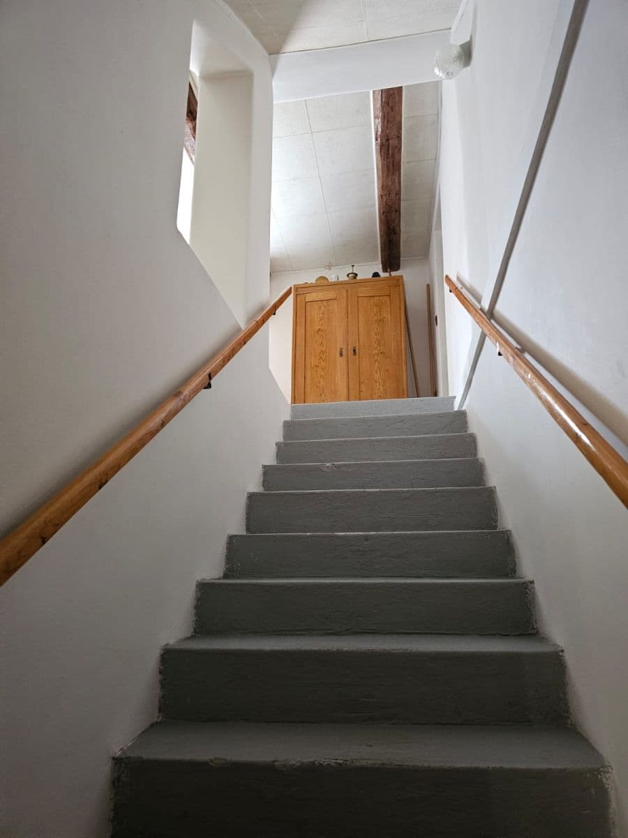 Prodej domu 1.067 m², pozemek 1.970 m², Vraclav, Pardubický kraj Prodej domu 1.067 m², pozemek 1.970 m², Vraclav, Pardubický kraj