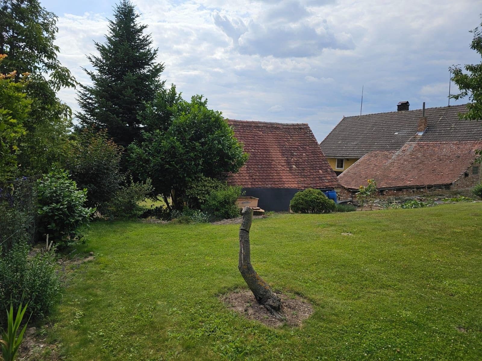 Prodej domu 1.067 m², pozemek 1.970 m², Vraclav, Pardubický kraj Prodej domu 1.067 m², pozemek 1.970 m², Vraclav, Pardubický kraj