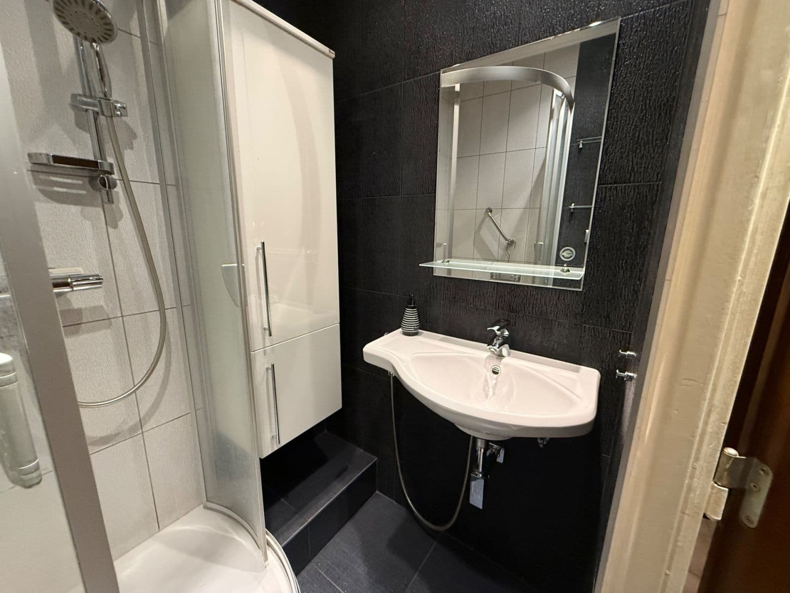 Prodej bytu 2+1 52 m², Štěchovická, Praha, Praha Prodej bytu 2+1 52 m², Štěchovická, Praha, Praha
