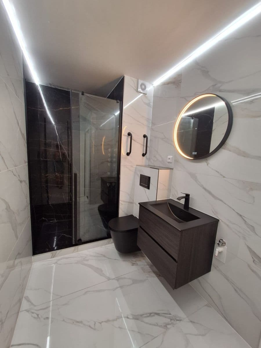 Prodej bytu 1+kk 30 m², Školní, Otrokovice, Zlínský kraj Prodej bytu 1+kk 30 m², Školní, Otrokovice, Zlínský kraj