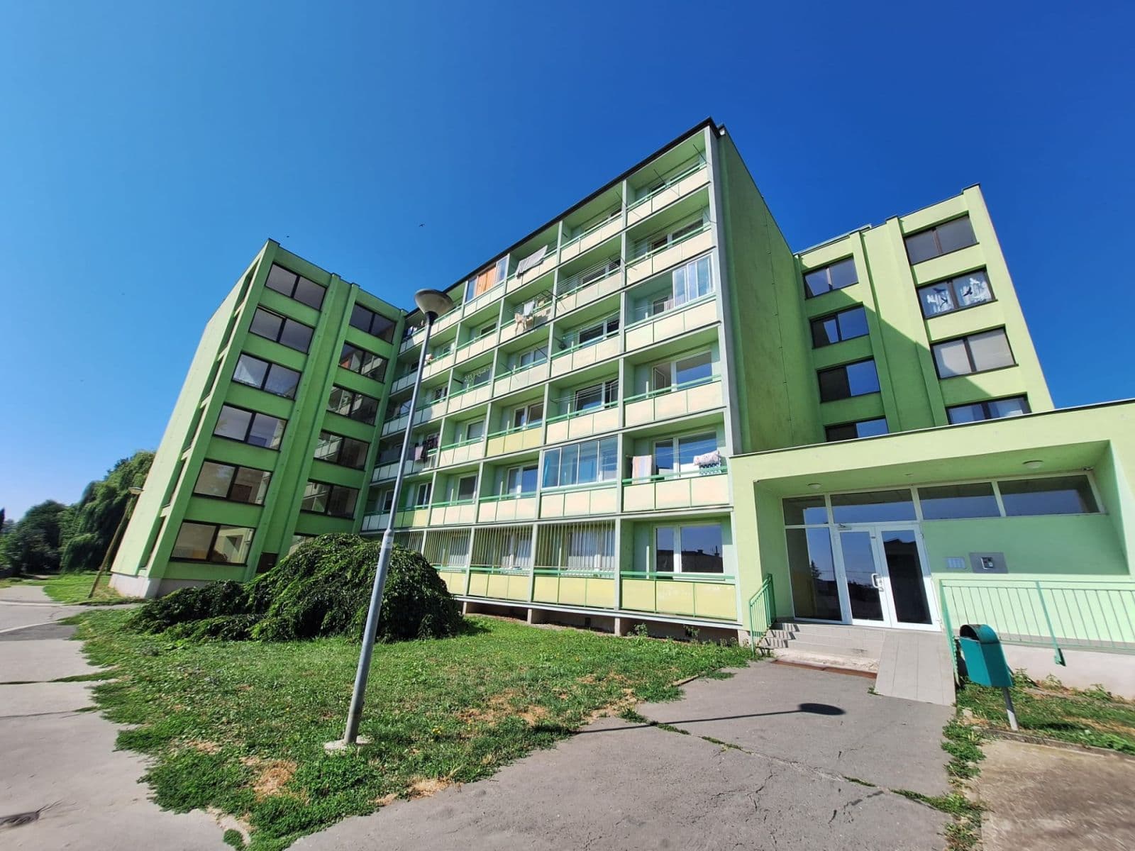 Prodej bytu 1+kk 30 m², Školní, Otrokovice, Zlínský kraj Prodej bytu 1+kk 30 m², Školní, Otrokovice, Zlínský kraj