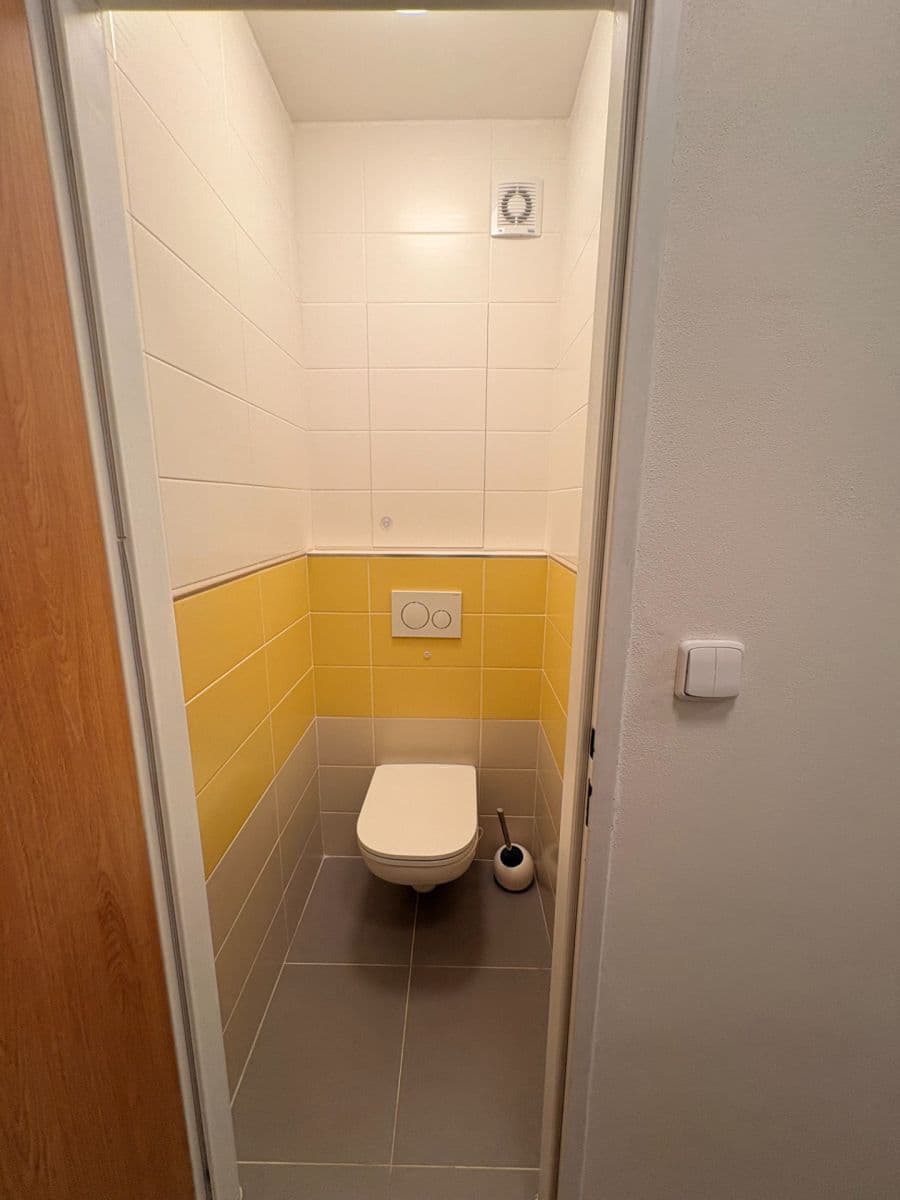 Pronájem bytu 3+kk 65 m², Myslivečkova, Praha, Praha Pronájem bytu 3+kk 65 m², Myslivečkova, Praha, Praha