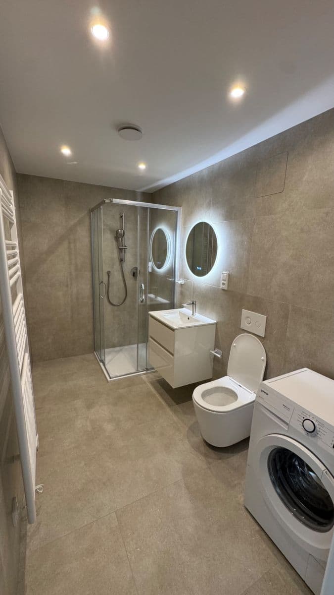 Pronájem bytu 2+kk 56 m², U Engerthu, Kladno, Středočeský kraj Pronájem bytu 2+kk 56 m², U Engerthu, Kladno, Středočeský kraj
