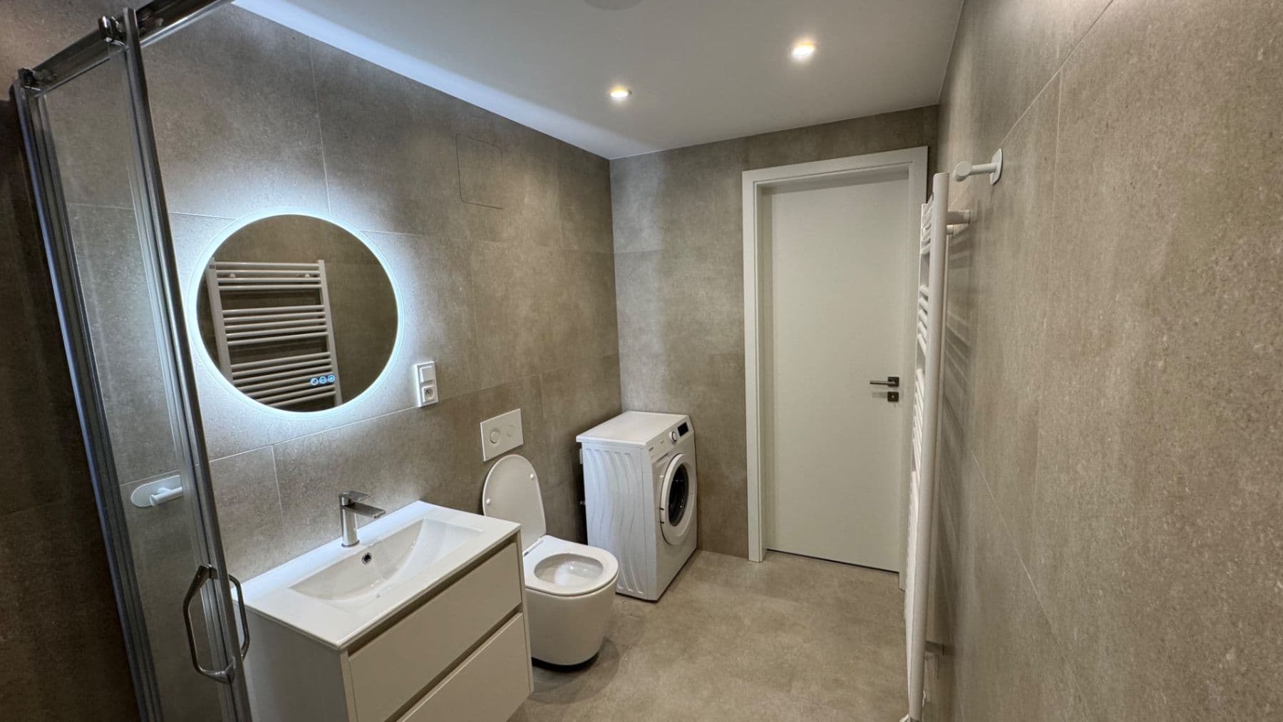 Pronájem bytu 2+kk 56 m², U Engerthu, Kladno, Středočeský kraj Pronájem bytu 2+kk 56 m², U Engerthu, Kladno, Středočeský kraj