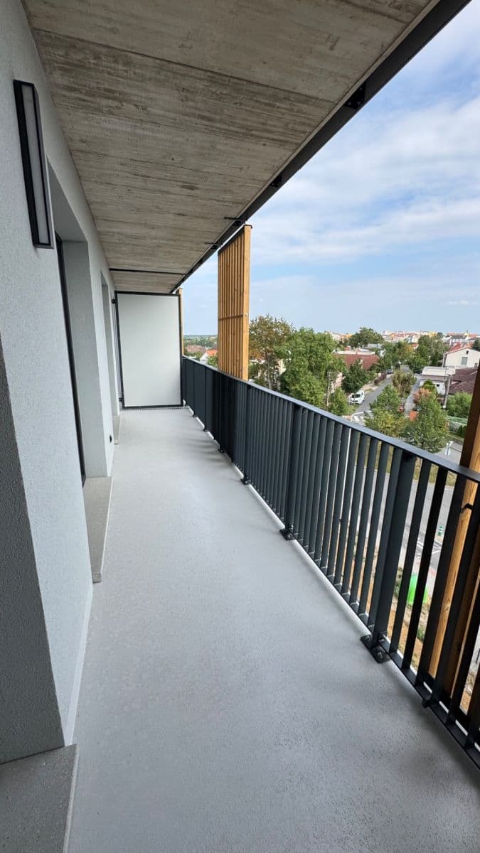 Pronájem bytu 2+kk 56 m², U Engerthu, Kladno, Středočeský kraj Pronájem bytu 2+kk 56 m², U Engerthu, Kladno, Středočeský kraj