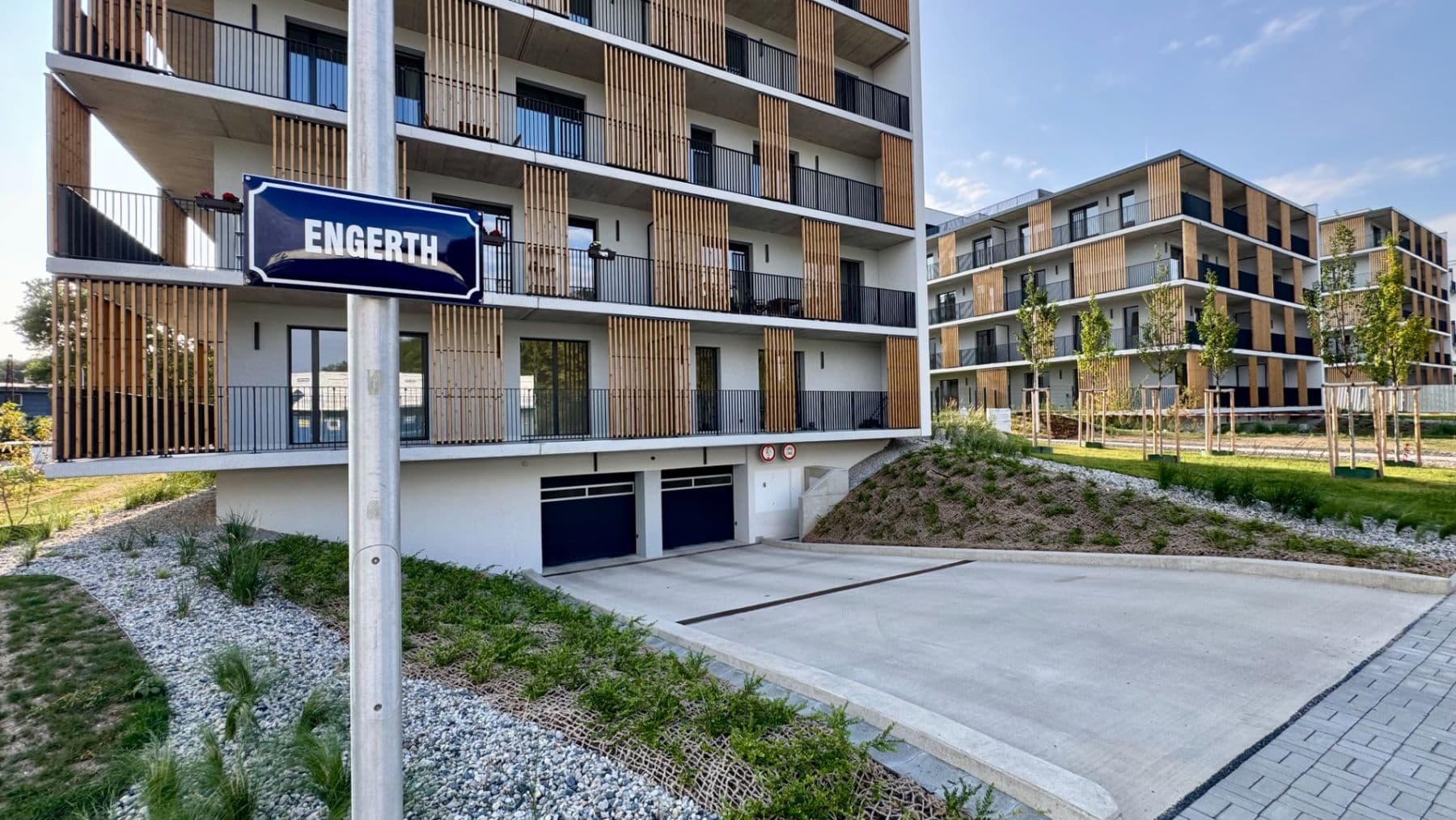 Pronájem bytu 2+kk 56 m², U Engerthu, Kladno, Středočeský kraj Pronájem bytu 2+kk 56 m², U Engerthu, Kladno, Středočeský kraj