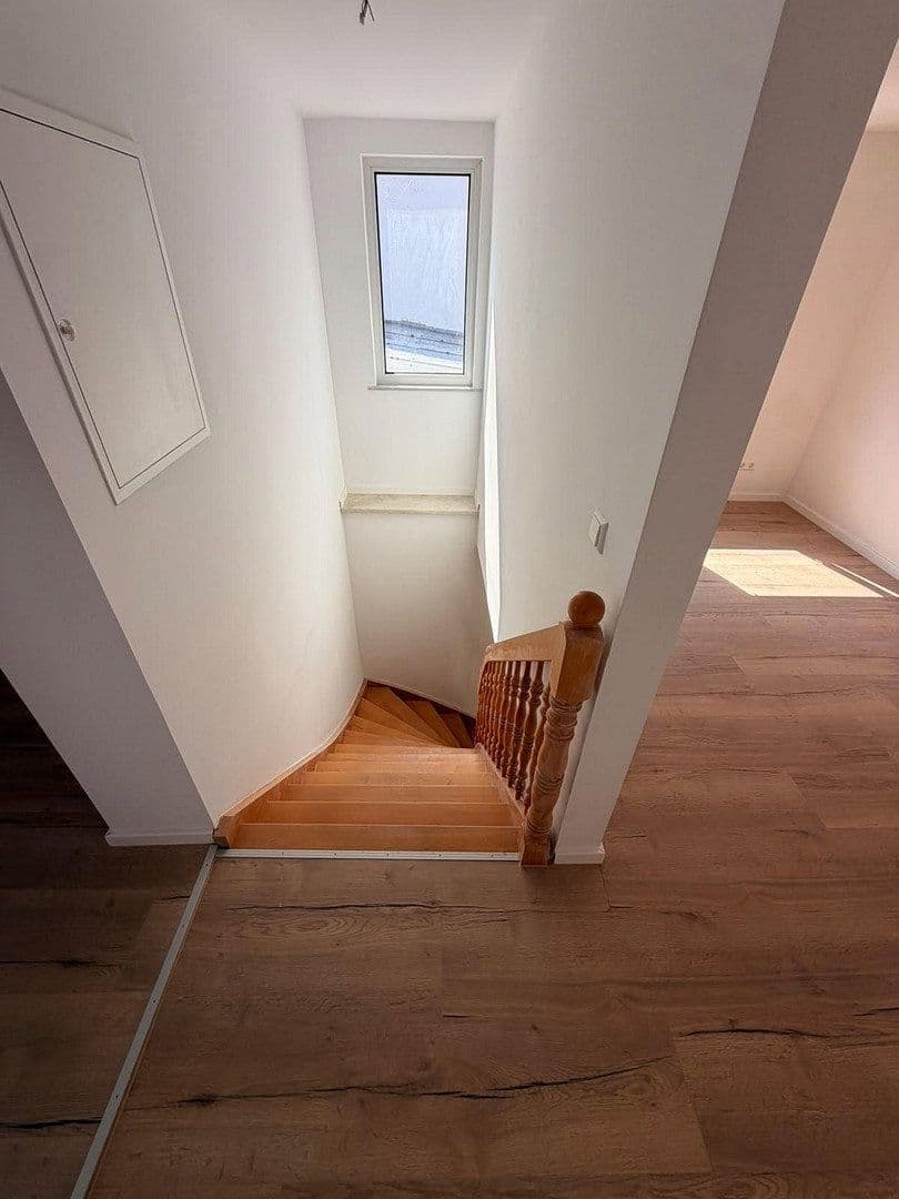 Prodej domu 145 m², pozemek 300 m², Totenkopfstr, Sankt Martin, Porýní-Falc Prodej domu 145 m², pozemek 300 m², Totenkopfstr, Sankt Martin, Porýní-Falc