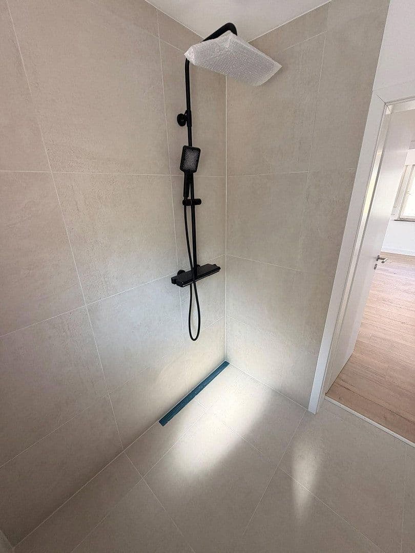 Prodej domu 145 m², pozemek 300 m², Totenkopfstr, Sankt Martin, Porýní-Falc Prodej domu 145 m², pozemek 300 m², Totenkopfstr, Sankt Martin, Porýní-Falc