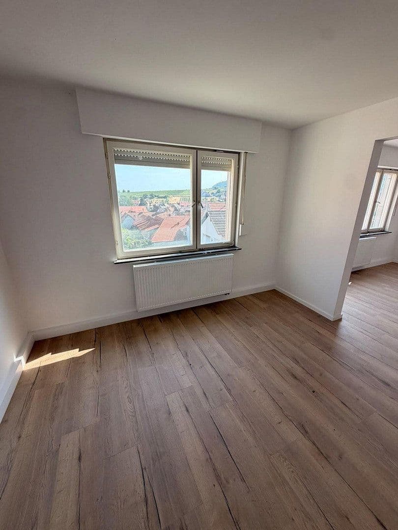 Prodej domu 145 m², pozemek 300 m², Totenkopfstr, Sankt Martin, Porýní-Falc Prodej domu 145 m², pozemek 300 m², Totenkopfstr, Sankt Martin, Porýní-Falc