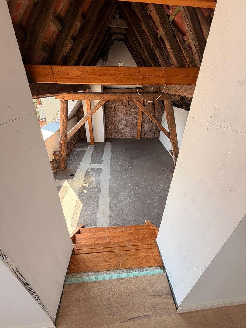 Prodej domu 145 m², pozemek 300 m², Totenkopfstr, Sankt Martin, Porýní-Falc Prodej domu 145 m², pozemek 300 m², Totenkopfstr, Sankt Martin, Porýní-Falc