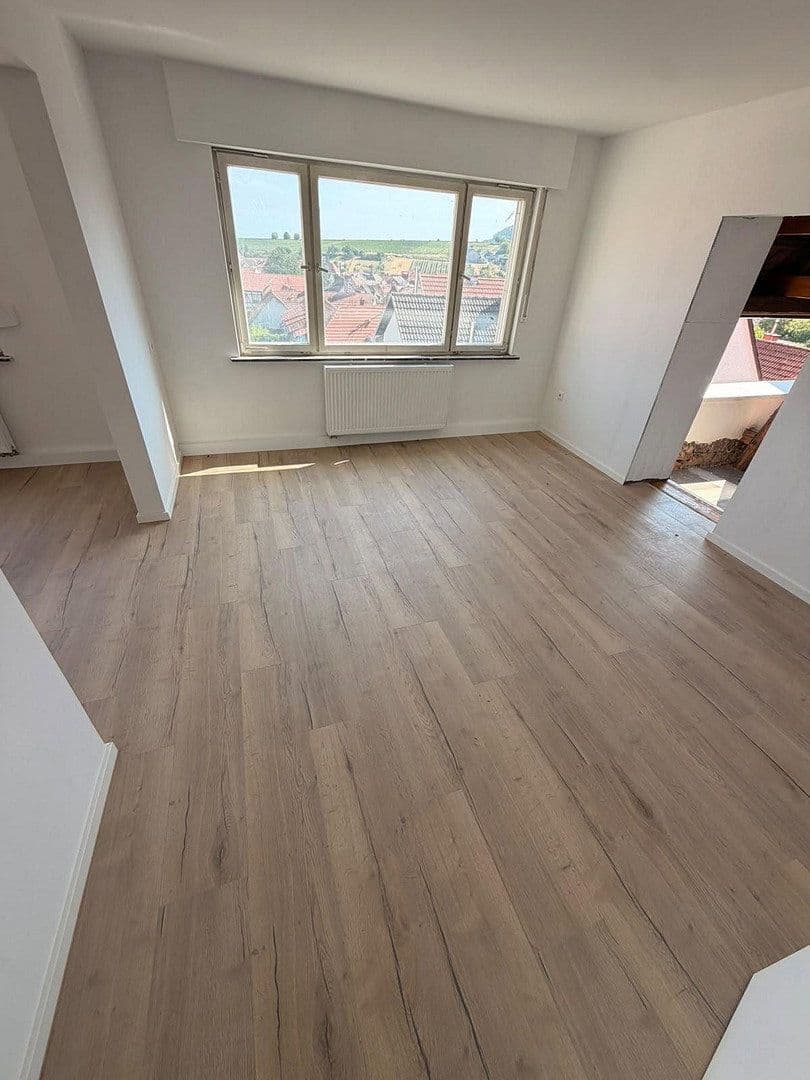 Prodej domu 145 m², pozemek 300 m², Totenkopfstr, Sankt Martin, Porýní-Falc Prodej domu 145 m², pozemek 300 m², Totenkopfstr, Sankt Martin, Porýní-Falc