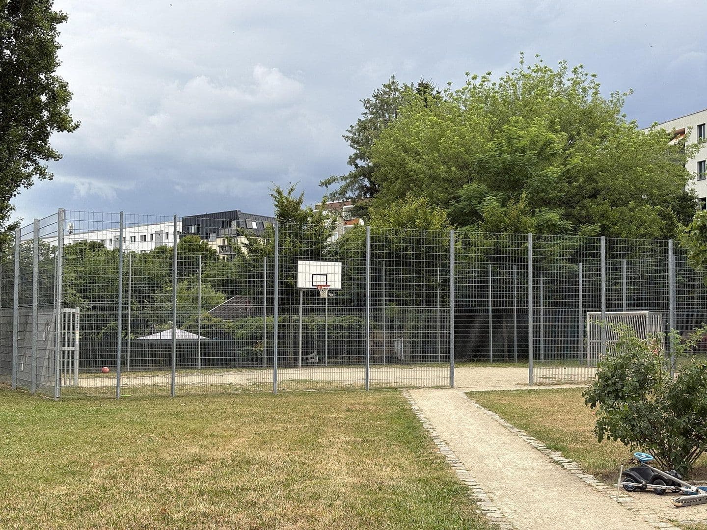Pronájem bytu 2+kk 72 m², Grünauer Straße 60, Berlin, Berlín Pronájem bytu 2+kk 72 m², Grünauer Straße 60, Berlin, Berlín