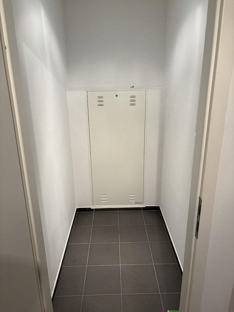 Pronájem bytu 2+kk 72 m², Grünauer Straße 60, Berlin, Berlín Pronájem bytu 2+kk 72 m², Grünauer Straße 60, Berlin, Berlín