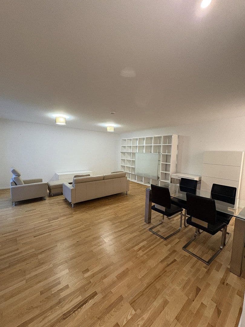 Pronájem bytu 2+kk 72 m², Grünauer Straße 60, Berlin, Berlín Pronájem bytu 2+kk 72 m², Grünauer Straße 60, Berlin, Berlín