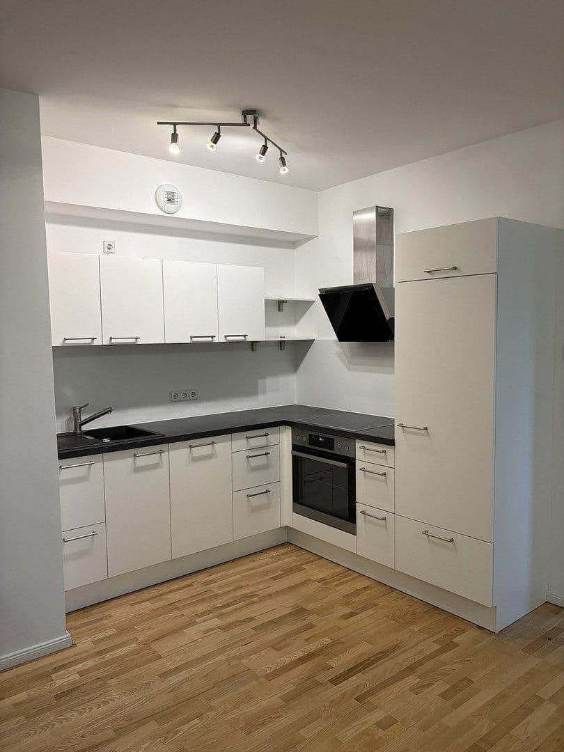 Pronájem bytu 2+kk 72 m², Grünauer Straße 60, Berlin, Berlín Pronájem bytu 2+kk 72 m², Grünauer Straße 60, Berlin, Berlín