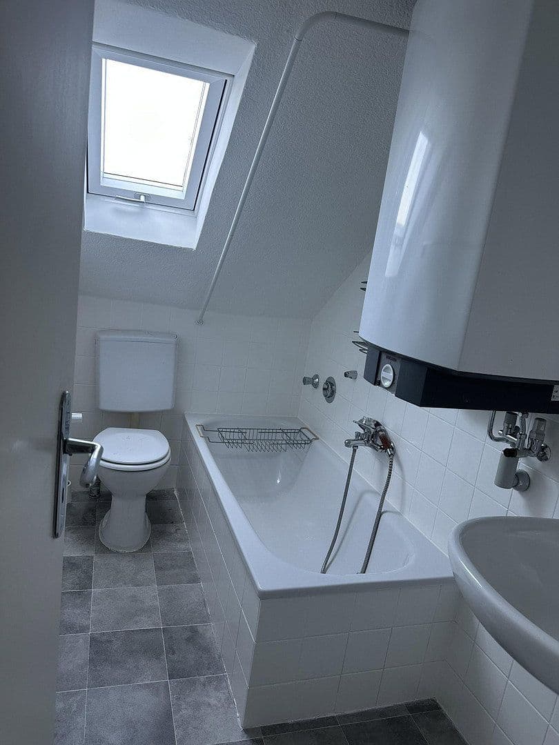 Pronájem bytu 3+1 45 m², Babenhausen, Hessen Pronájem bytu 3+1 45 m², Babenhausen, Hessen