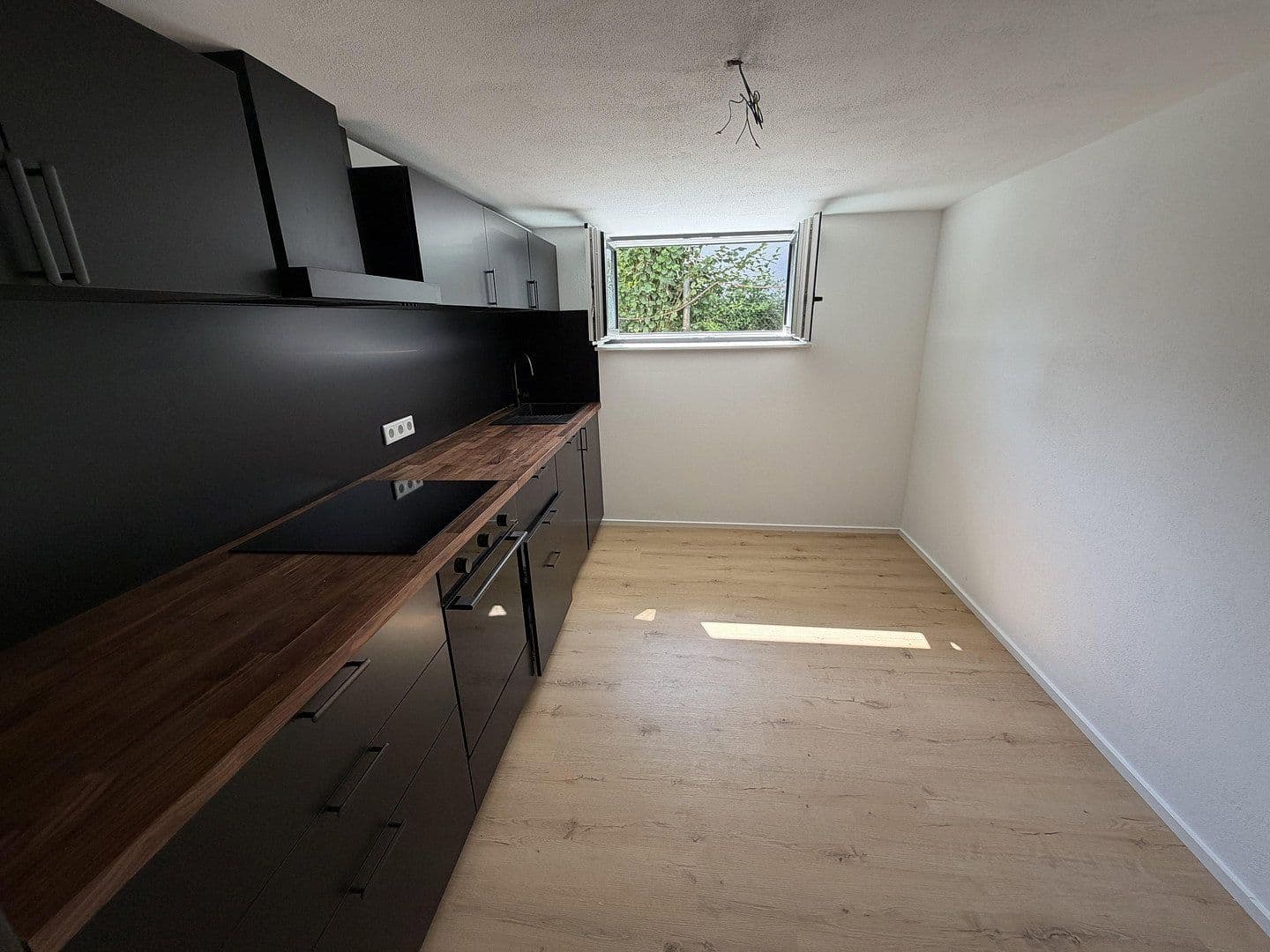 Pronájem bytu 3+1 68 m², Ingolstadt, Bavorsko Pronájem bytu 3+1 68 m², Ingolstadt, Bavorsko