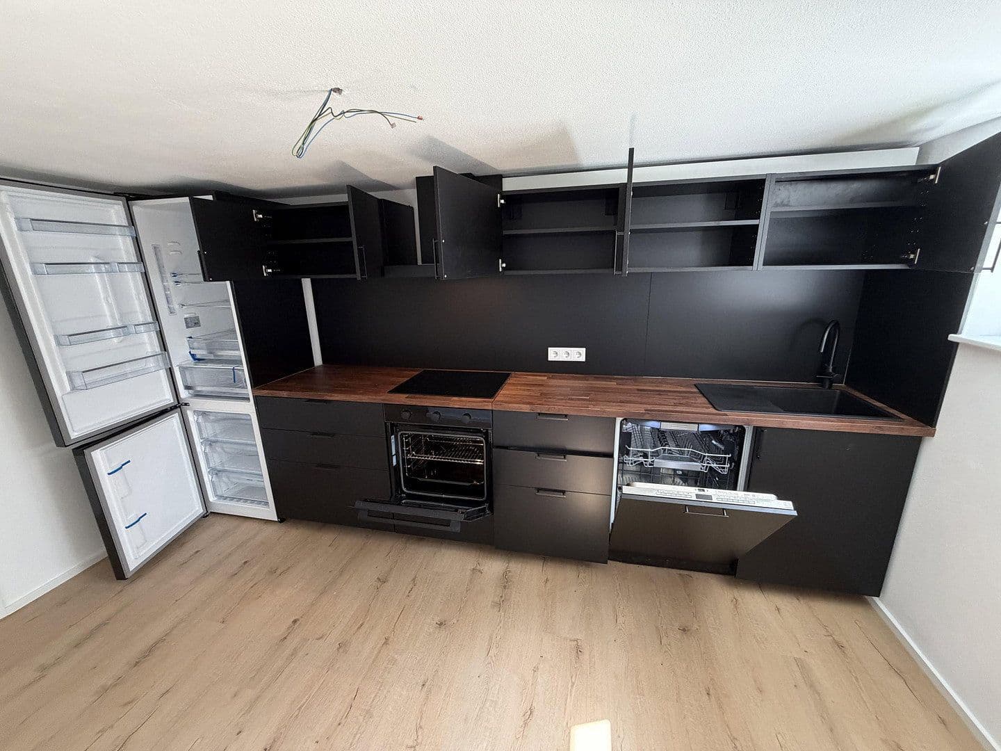 Pronájem bytu 3+1 68 m², Ingolstadt, Bavorsko Pronájem bytu 3+1 68 m², Ingolstadt, Bavorsko