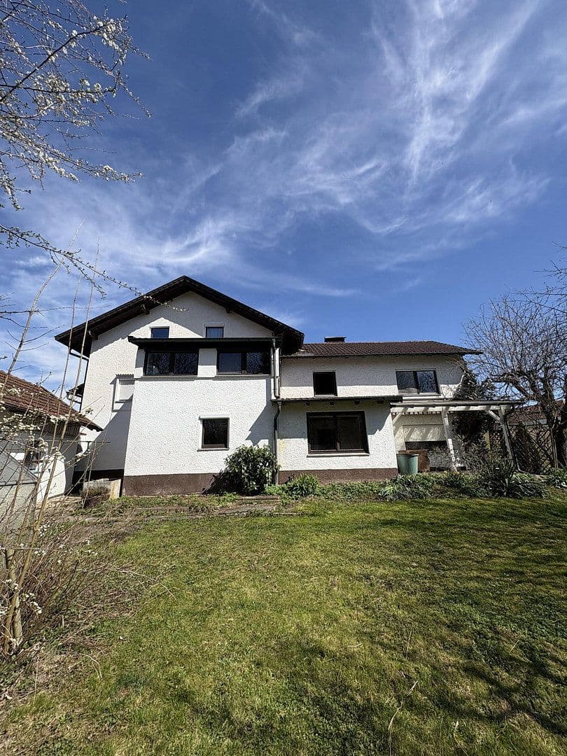 Prodej domu 245 m², pozemek 1.360 m², Ruhstorf a.d.Rott, Bavorsko Prodej domu 245 m², pozemek 1.360 m², Ruhstorf a.d.Rott, Bavorsko