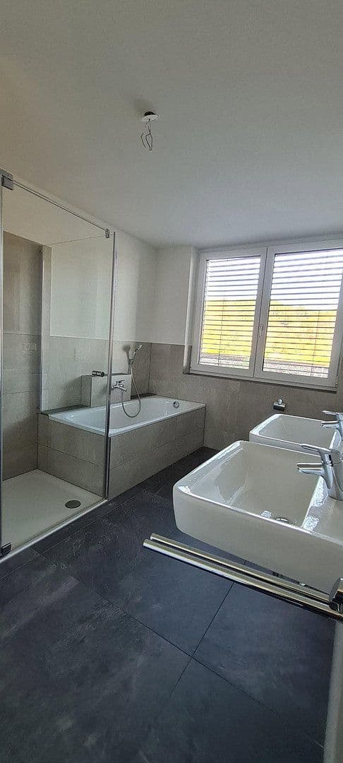 Pronájem bytu 3+kk 87 m², Am Bahndamm 1, Bad Säckingen, Bádensko-Württembersko Pronájem bytu 3+kk 87 m², Am Bahndamm 1, Bad Säckingen, Bádensko-Württembersko