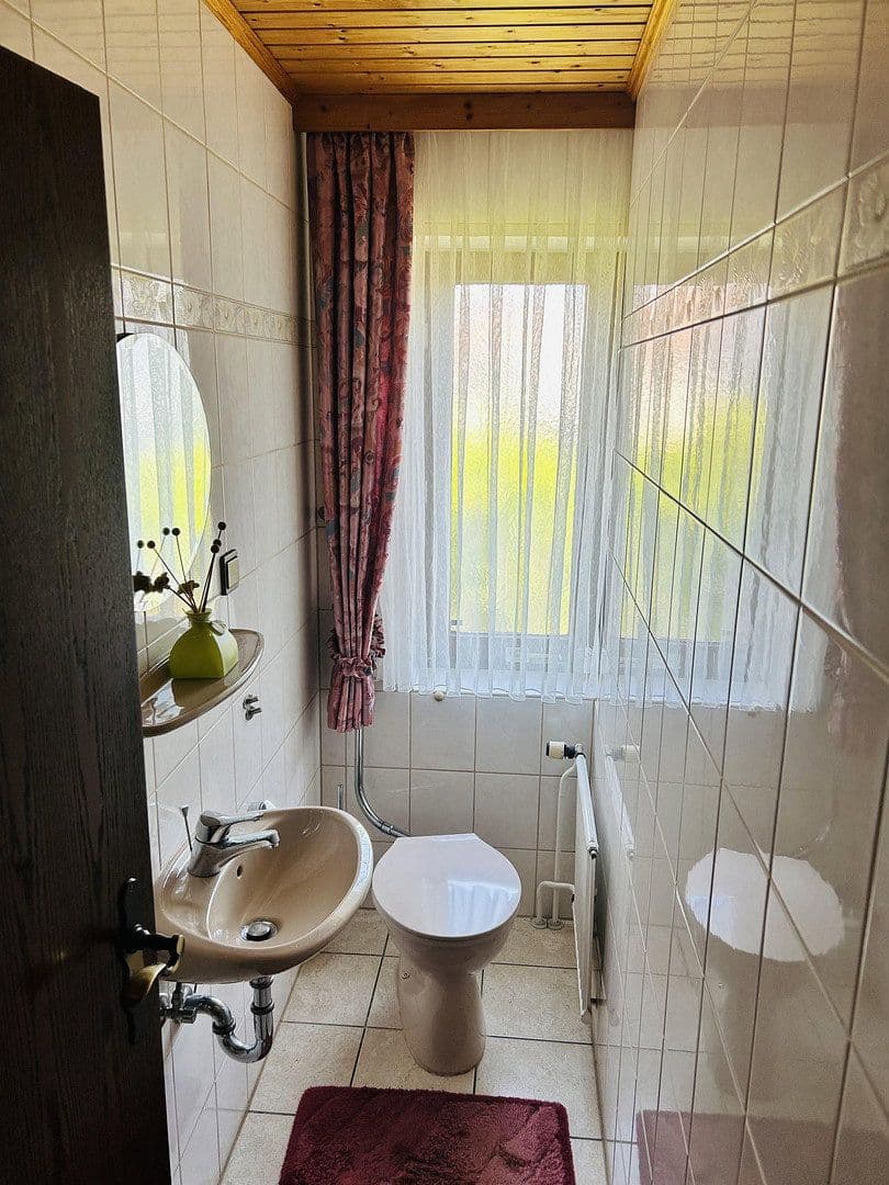 Prodej domu 159 m², pozemek 529 m², Flurstraße 1a, Stein, Bavorsko Prodej domu 159 m², pozemek 529 m², Flurstraße 1a, Stein, Bavorsko