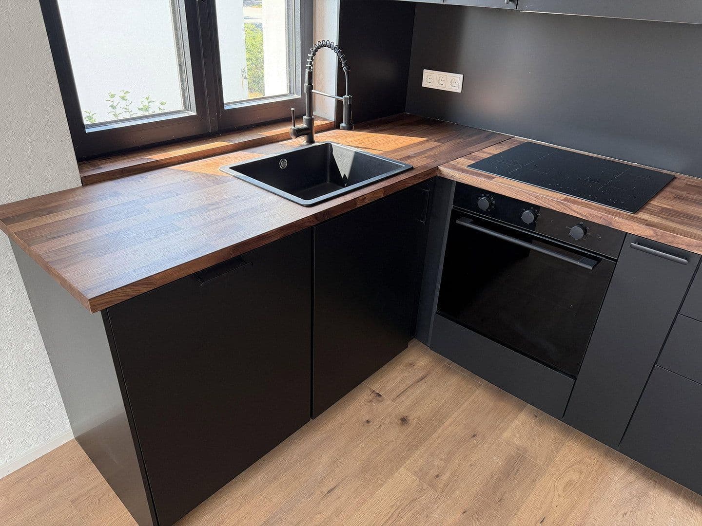 Pronájem bytu 4+1 76 m², Ingolstadt, Bavorsko Pronájem bytu 4+1 76 m², Ingolstadt, Bavorsko