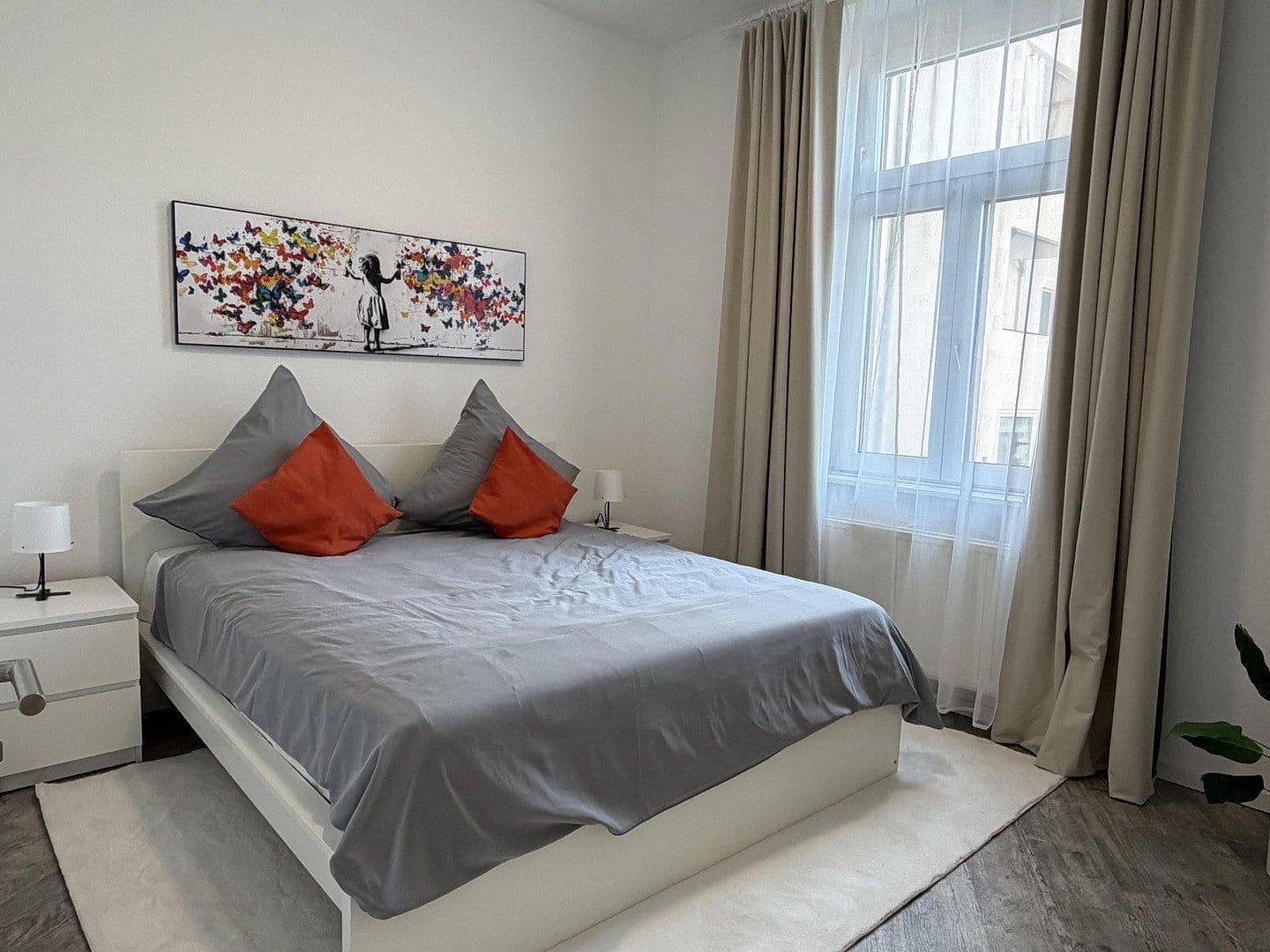 Pronájem bytu 2+kk 60 m², Röhrenstraße 1, Düsseldorf, Severní Porýní-Vestfálsko Pronájem bytu 2+kk 60 m², Röhrenstraße 1, Düsseldorf, Severní Porýní-Vestfálsko