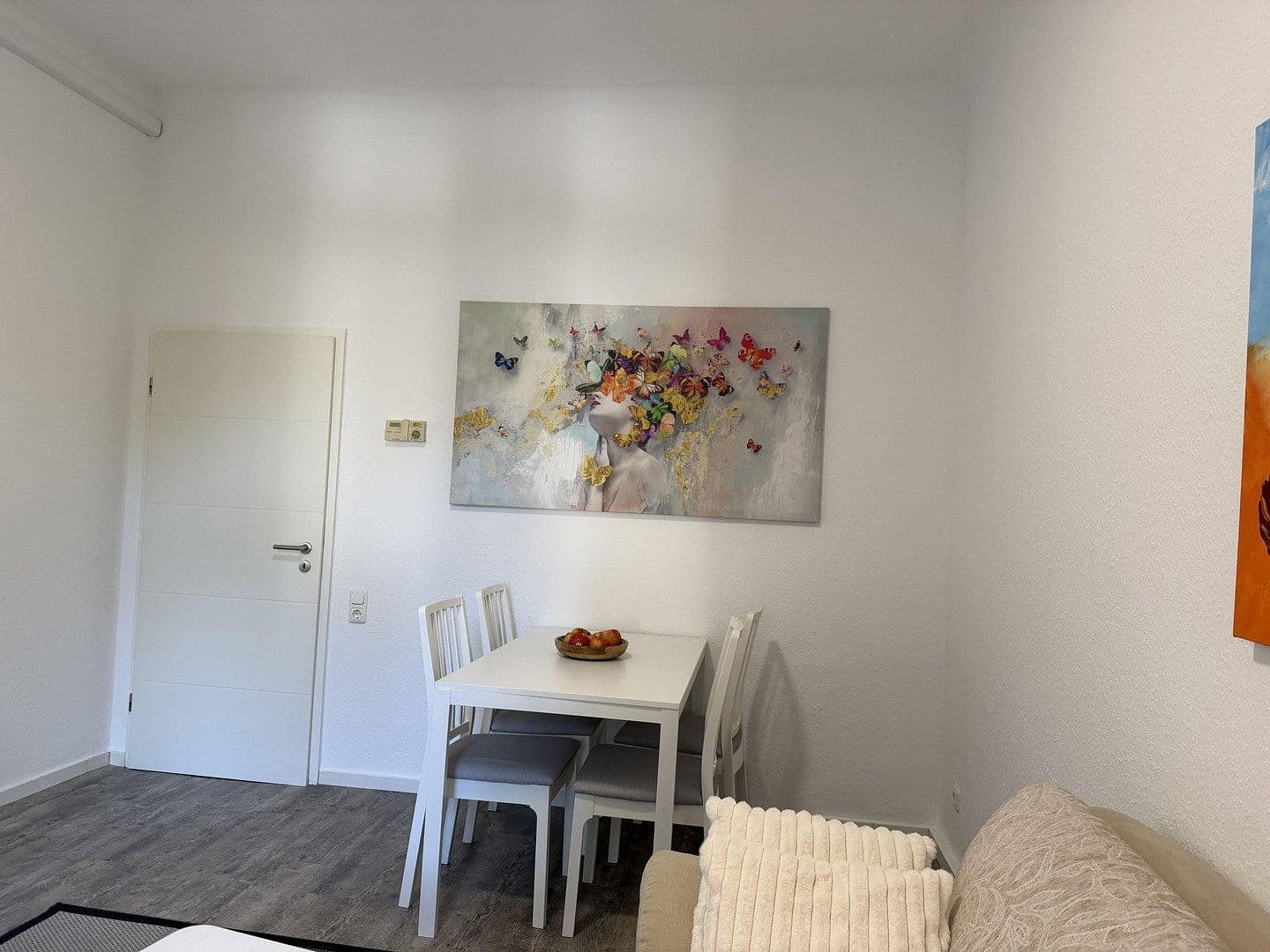 Pronájem bytu 2+kk 60 m², Röhrenstraße 1, Düsseldorf, Severní Porýní-Vestfálsko Pronájem bytu 2+kk 60 m², Röhrenstraße 1, Düsseldorf, Severní Porýní-Vestfálsko