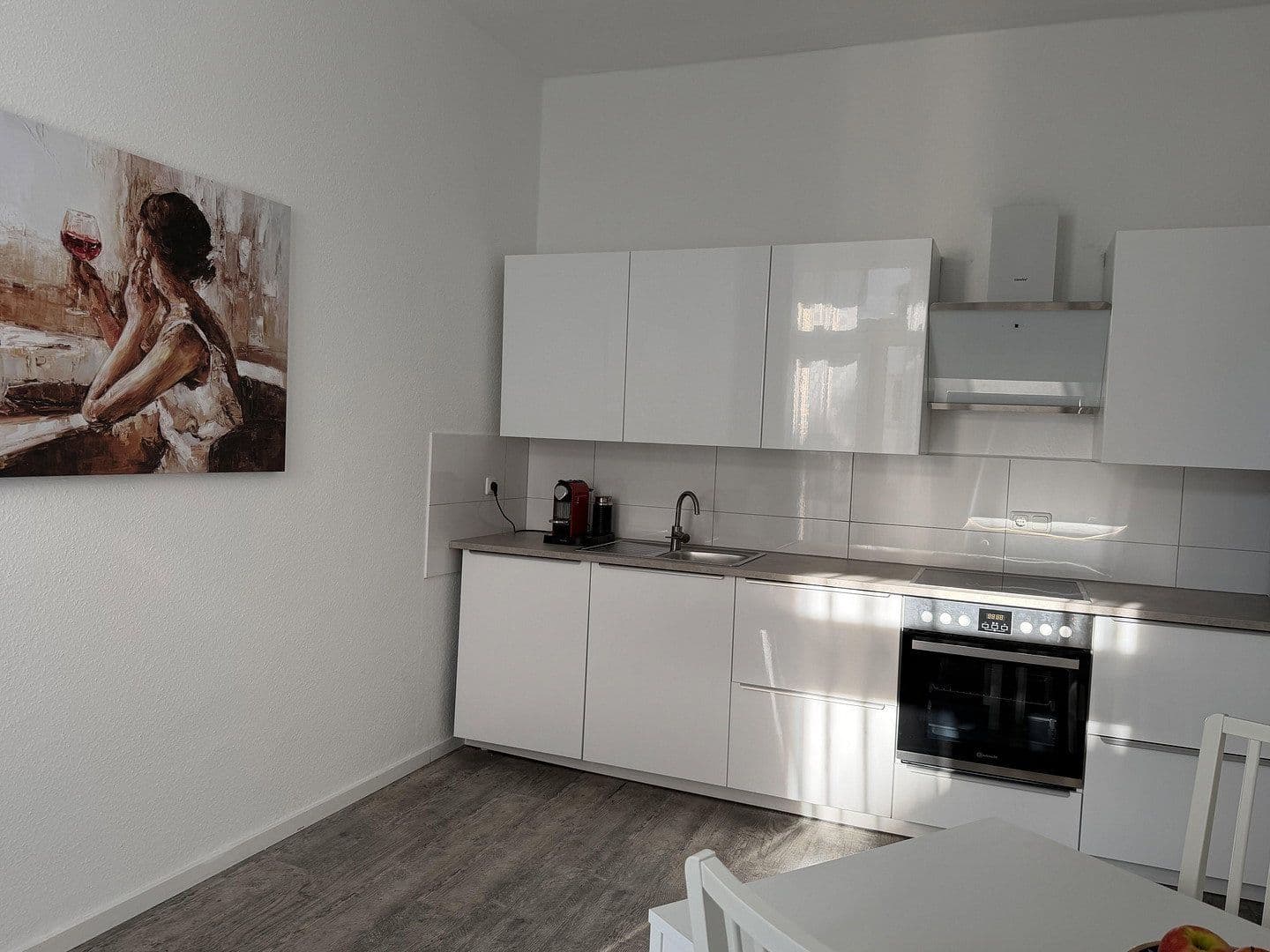 Pronájem bytu 2+kk 60 m², Röhrenstraße 1, Düsseldorf, Severní Porýní-Vestfálsko Pronájem bytu 2+kk 60 m², Röhrenstraße 1, Düsseldorf, Severní Porýní-Vestfálsko