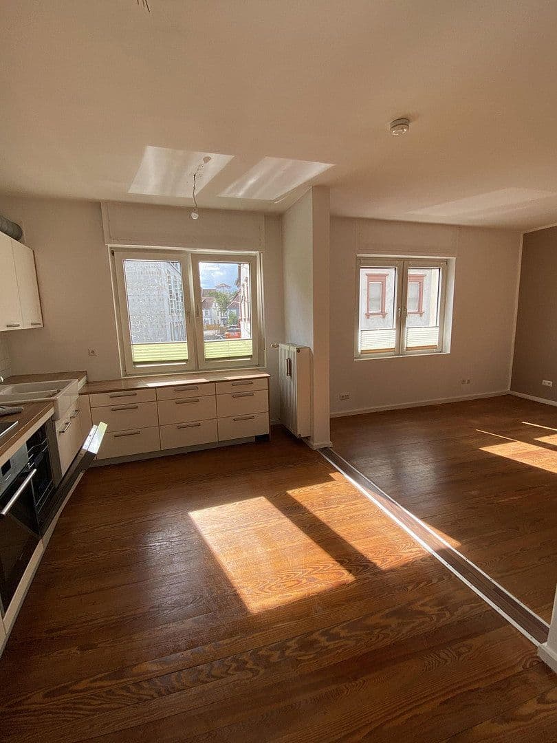 Prodej domu 306 m², pozemek 360 m², Armbruststraße 23, Speyer, Porýní-Falc Prodej domu 306 m², pozemek 360 m², Armbruststraße 23, Speyer, Porýní-Falc