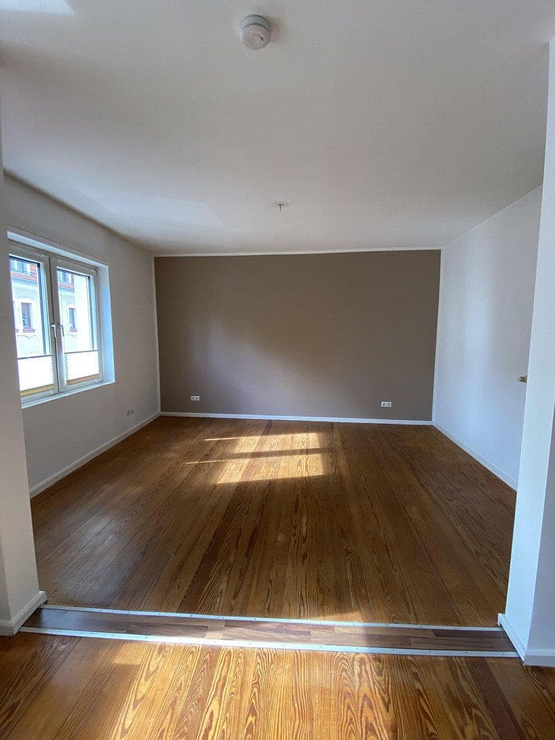 Prodej domu 306 m², pozemek 360 m², Armbruststraße 23, Speyer, Porýní-Falc Prodej domu 306 m², pozemek 360 m², Armbruststraße 23, Speyer, Porýní-Falc