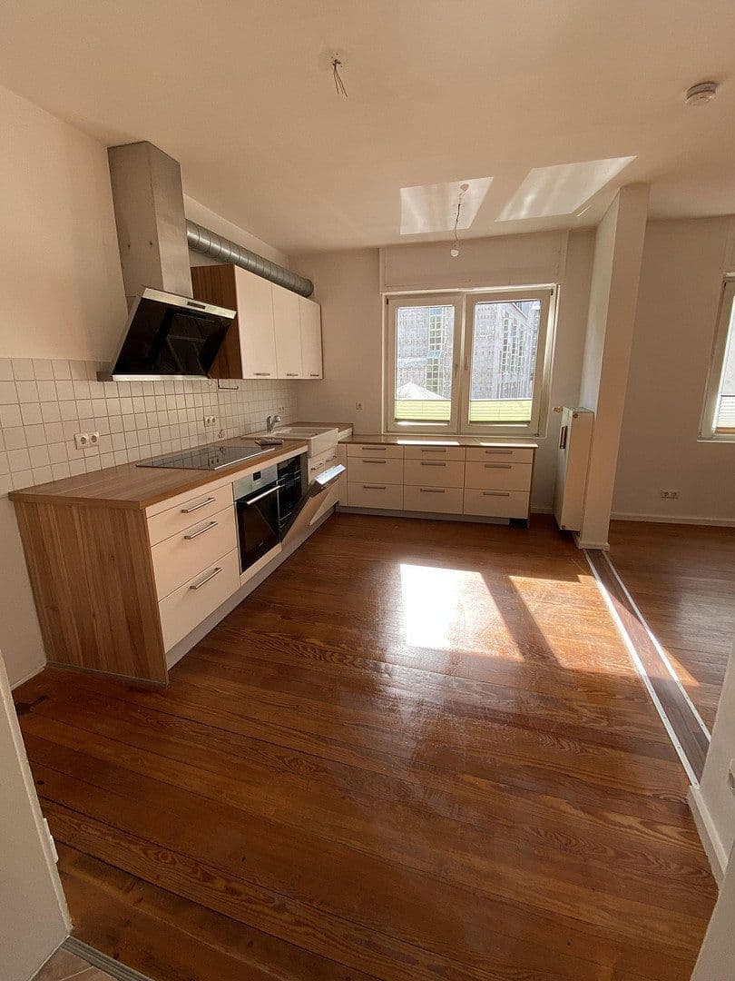 Prodej domu 306 m², pozemek 360 m², Armbruststraße 23, Speyer, Porýní-Falc Prodej domu 306 m², pozemek 360 m², Armbruststraße 23, Speyer, Porýní-Falc