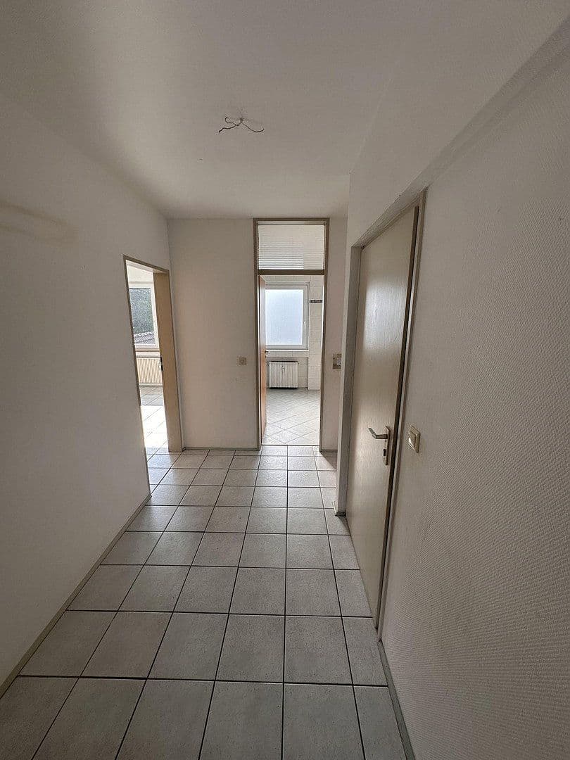 Pronájem bytu 3+1 89 m², Solinger Str. 139, Langenfeld (Rheinland), Severní Porýní-Vestfálsko Pronájem bytu 3+1 89 m², Solinger Str. 139, Langenfeld (Rheinland), Severní Porýní-Vestfálsko