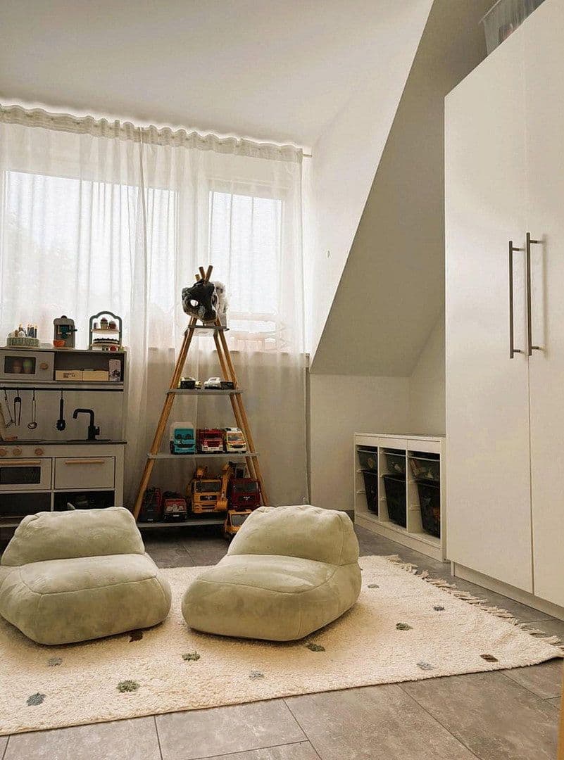 Prodej bytu 4+kk 113 m², Essen, Severní Porýní-Vestfálsko Prodej bytu 4+kk 113 m², Essen, Severní Porýní-Vestfálsko